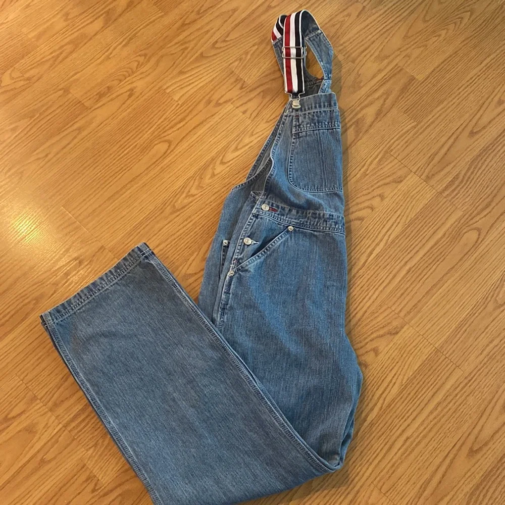 Tommy Hilfiger overalls vintage 2002 red whit blue straps. - Picture 5 of 6